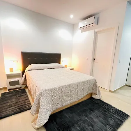 Apartamento Familiar Cyb A6 托雷莫利诺斯